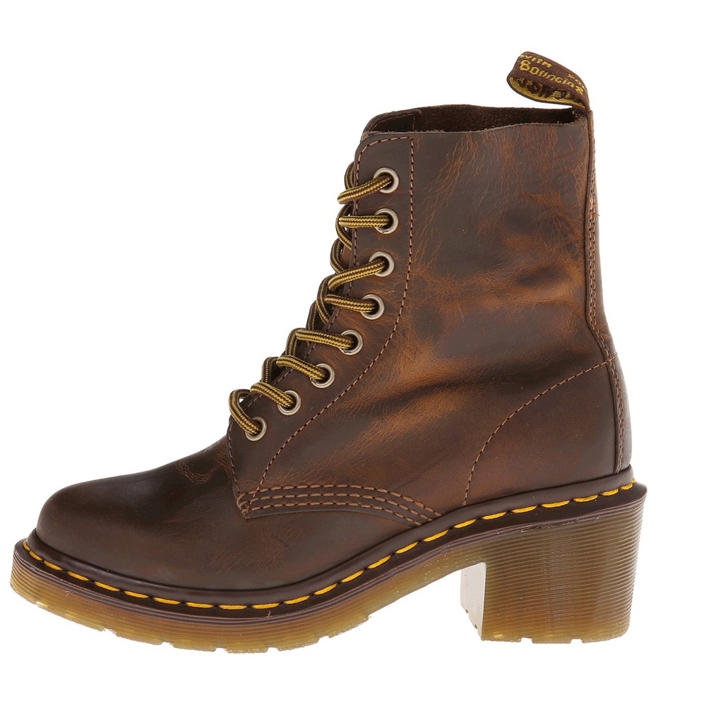 Clemency boots